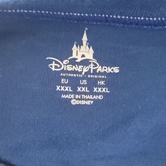 DISNEY PARKS 2013 Disney Resort Sweatshirt Size XXL - Picture 6 of 8